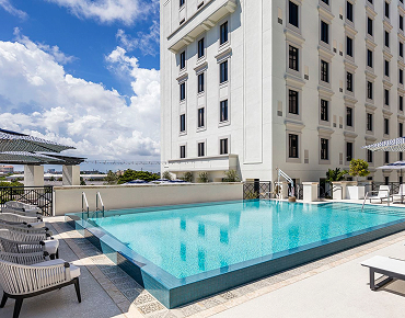 Thesis Hotel Miami
